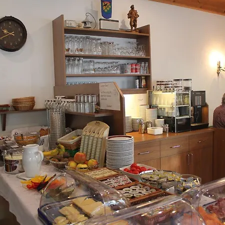Pension Oetztalerhof Bed & Breakfast Sautens
