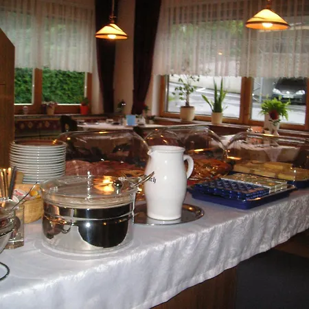 Pension Oetztalerhof 3*