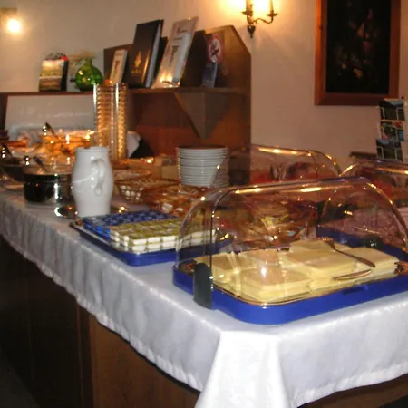 Oetztalerhof Bed & Breakfast Sautens