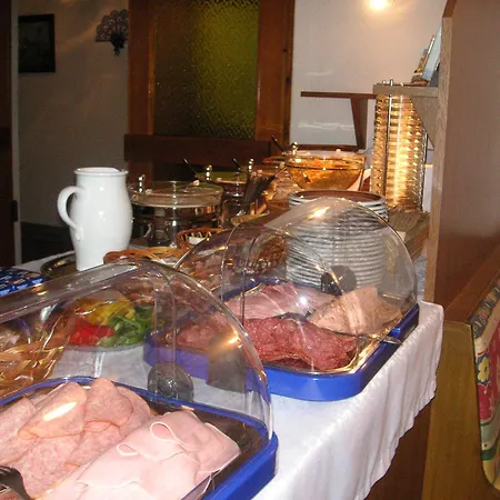 ötztalerhof Frühstückspension 3*