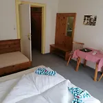 Pension Oetztalerhof Bed & Breakfast Sautens